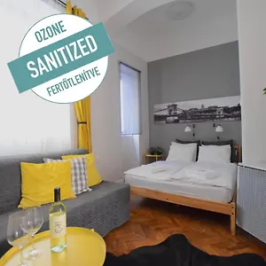 Standard By Hi5 - Chainbridge Apartamento Budapest